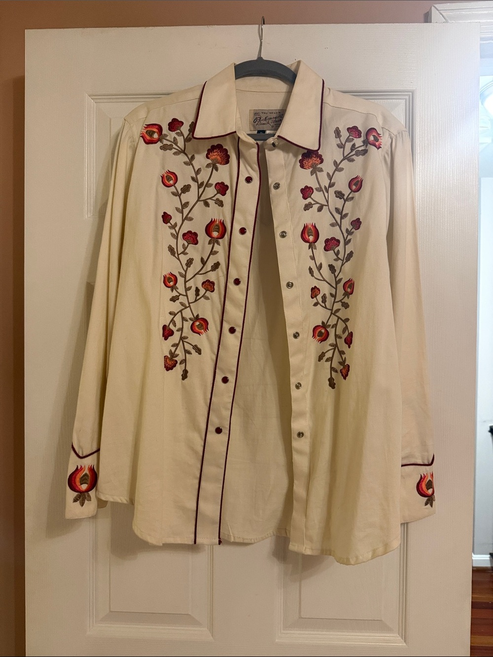 Rockmount Ranchwear Embroidered Western Button-Down Shirt